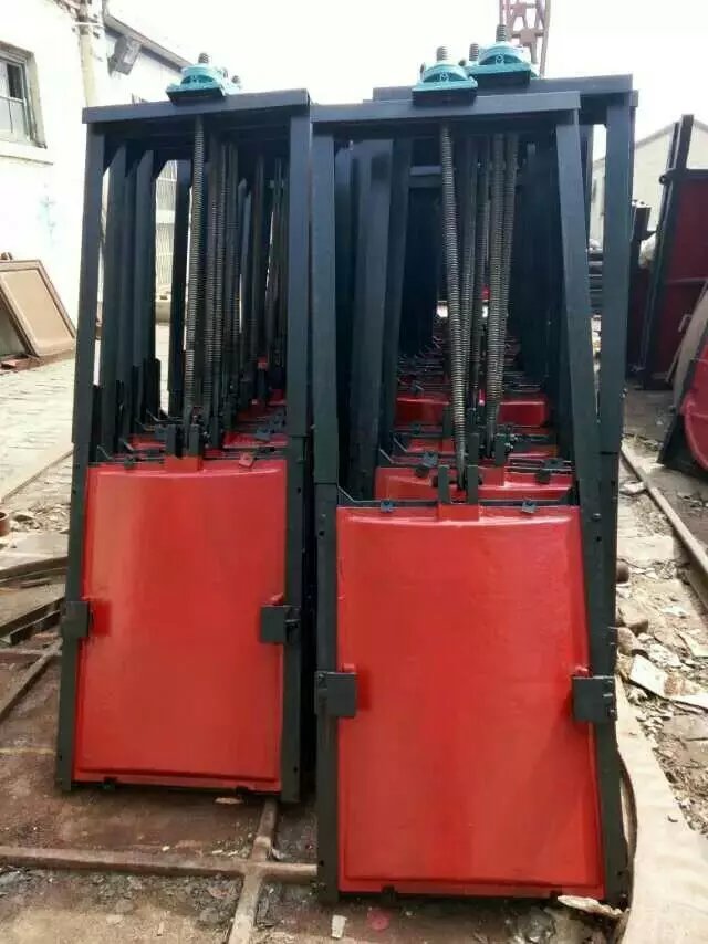 无锡铸铁镶铜方闸门与附壁式铸铁镶铜圆闸门 水利环保设备中的坚固卫士